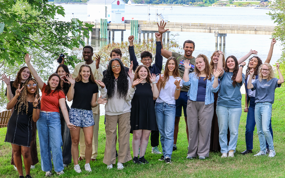 The newest graduate students at the Batten School & VIMS pose for a group photo.